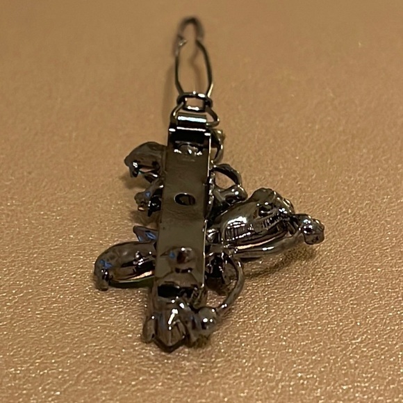 Green gemstone Butterfly Hair Grip - Picture 16 of 16